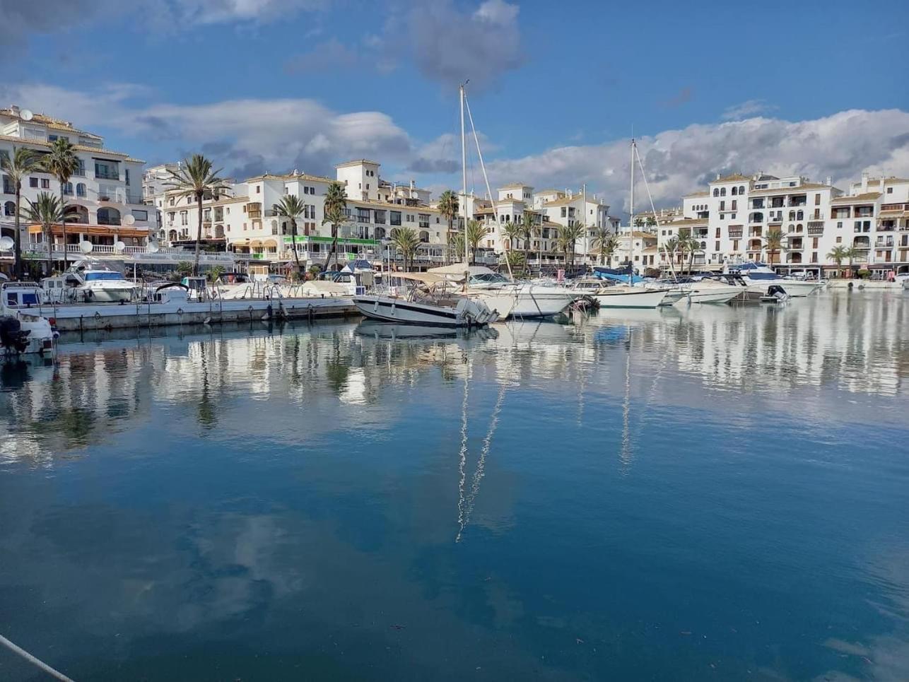 マニルバPuerto De La Duquesa Minimum 3 Nuitsアパートメント エクステリア 写真